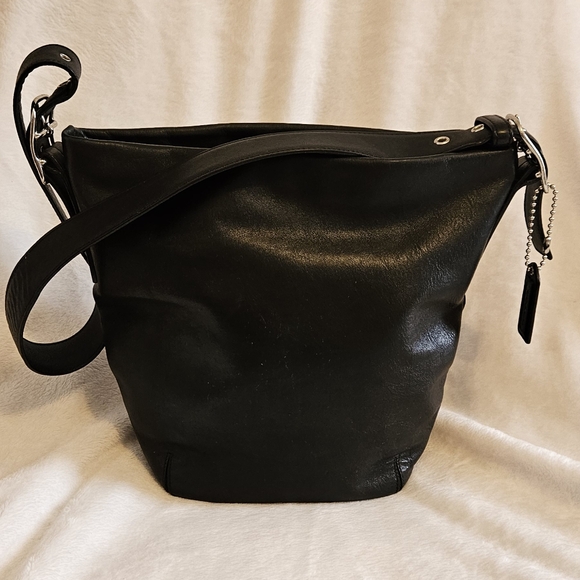 Coach #9186 Legacy Soho Duffle Bucket tote. Vintage GUC